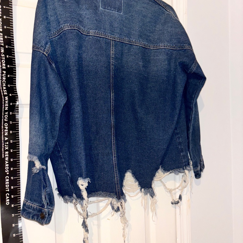 Distressed Denim Jacket brand new nwot rare thrashed ladies M - Picture 14 of 15
